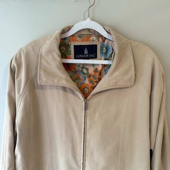 London Fog Light Tan Beige Zippered Jacket with Floral Lining Women’s XL - Picture 8 of 13